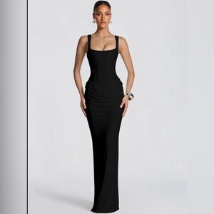 Elegant Black Square-Neck Maxi Dress size M NWOT